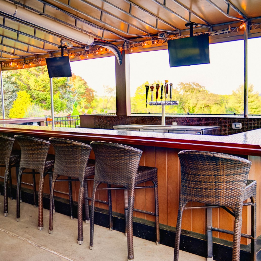 Outpost-outside-bar-(2)